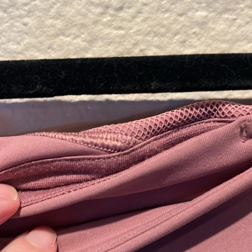 Lululemon Women’s Mauve Pink Leggings Size 2